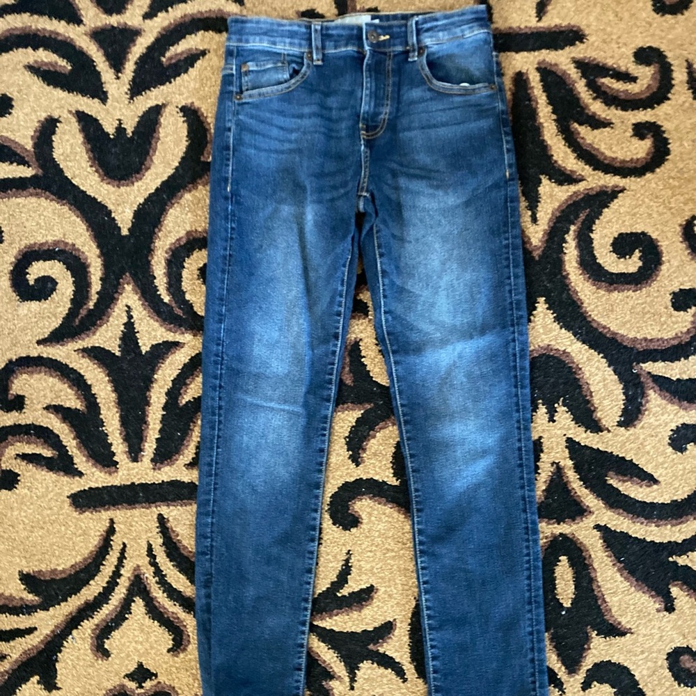 🍂Lucky Brand Blue Skinny Jeans with Distressed Details